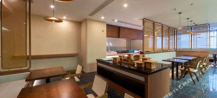 悦至轻居酒店(广州东站燕塘地铁站店)图片