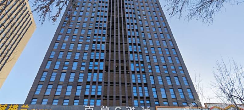 雷神电竞酒店(银川悠阅城店)图片