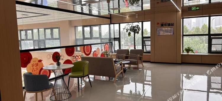 人才公寓酒店(枣庄东湖公园店)图片