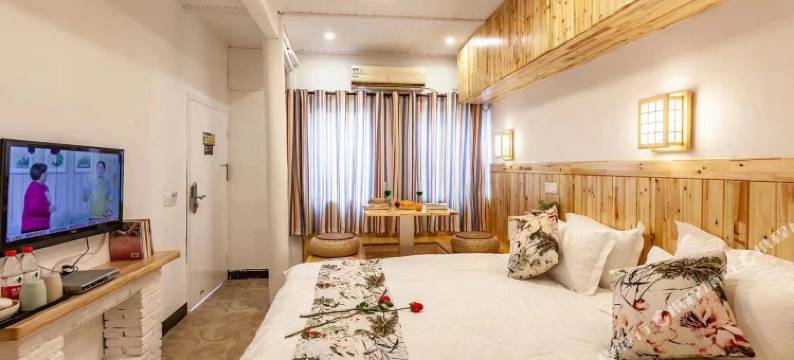 满塘虹主题客栈(西塘店)图片