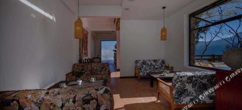 生田·花窝窝度假民宿(多依树景区店)图片