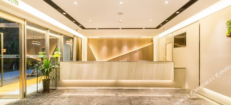 如家商旅酒店(秦皇岛海港区燕山大学茂业中心店)图片