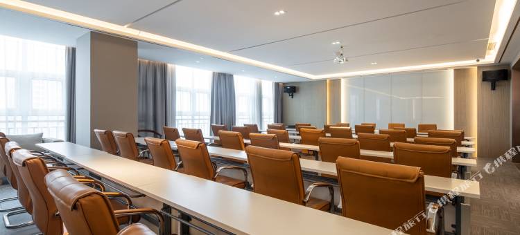 曼兹酒店(平邑店)图片