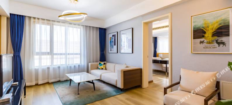 天津六昕长租酒店公寓(天津滨江道西开教堂店)图片