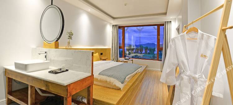 泸沽湖雲阁民宿图片