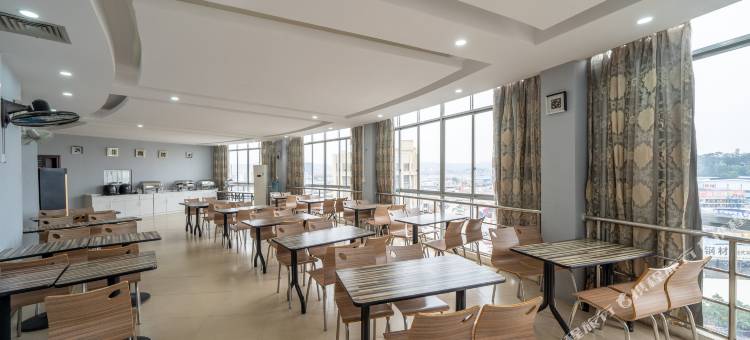 欧艺大酒店(南宁安吉万达安吉客运站地铁站店)图片