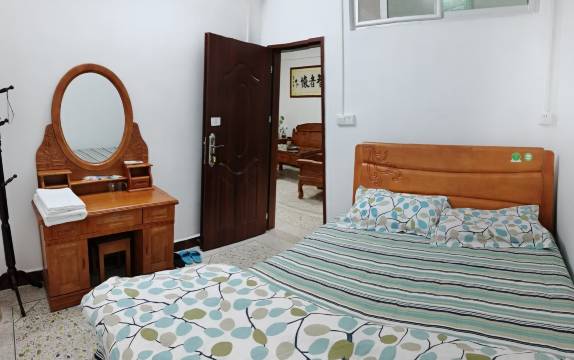 梅州雁洋叶家家庭公寓