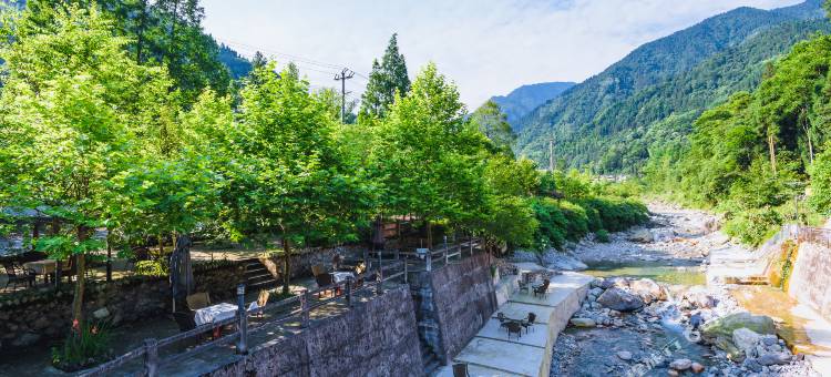 都江堰蝶溪院民宿图片