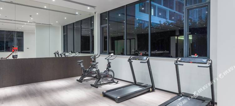 丽呈朗誉酒店(广州白云机场中山大学孙逸仙纪念医院花都院区店)图片