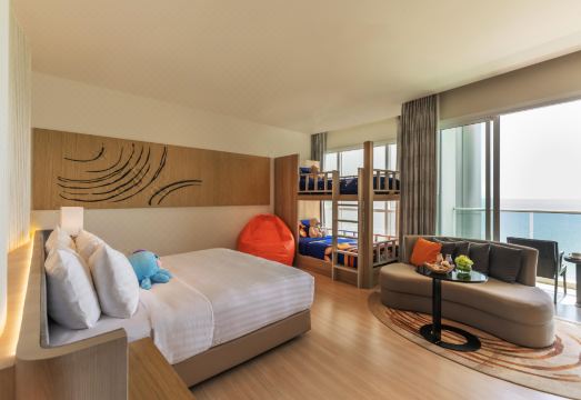 Mövenpick Siam Hotel Na Jomtien PattayaHotel Overview