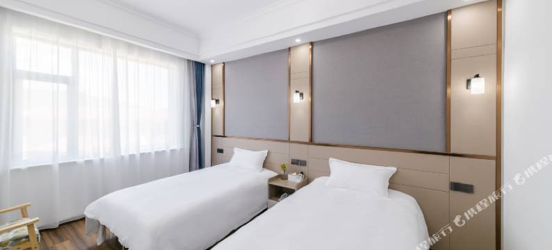 隐山民宿(龙王山漂流店)图片