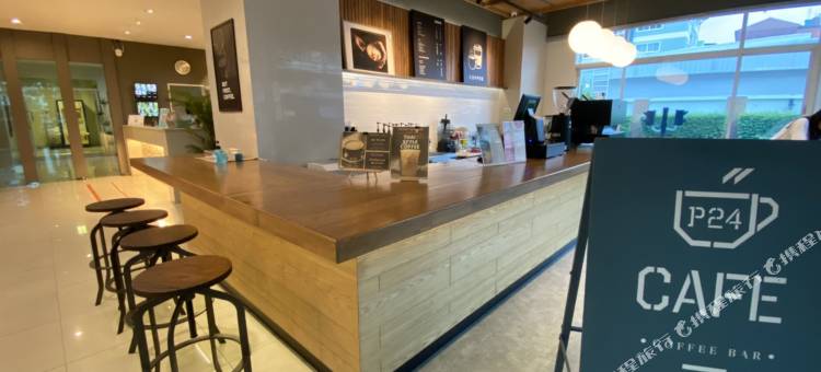 廊曼国际机场皇家蜜蜂公寓式酒店(The Royalbee Aparthotel)图片