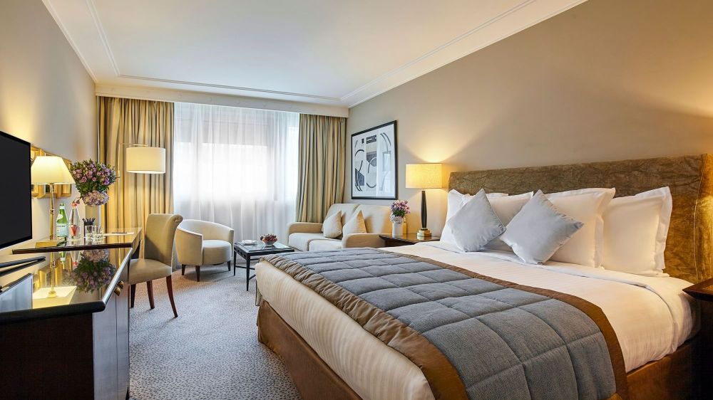 Warwick Champs-Elysées Paris Over view