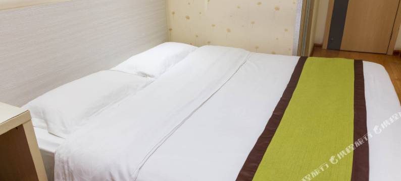 润佳连锁酒店(西安地铁1号线长乐坡地铁站店)图片