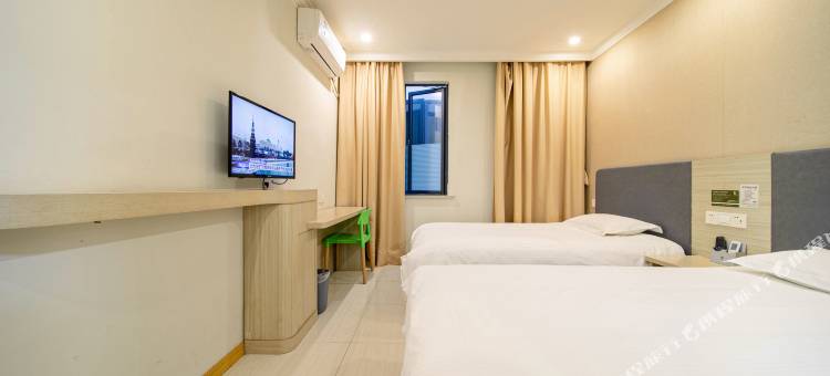 易佰良品酒店(上海金山万达广场店)图片