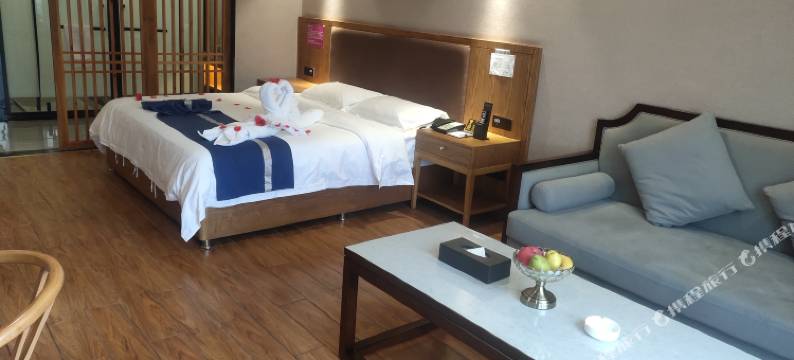 筠连龙庭酒店图片