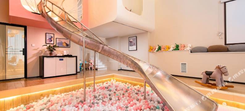 博睿名居公寓(成都金融城店)图片