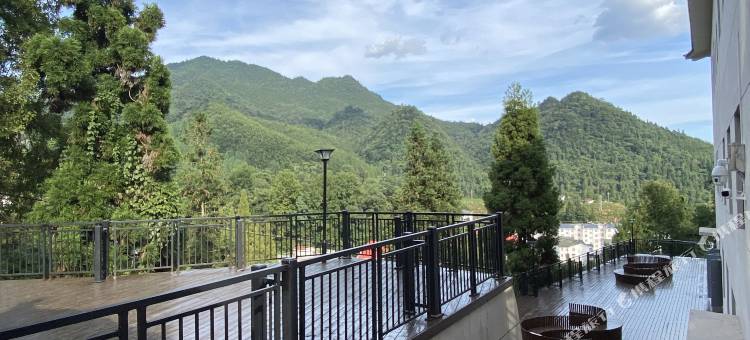 井冈山长天启航大酒店(井冈山风景区南山公园店)图片