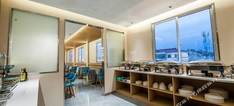 艺龙安云酒店(宁国市政府店)图片