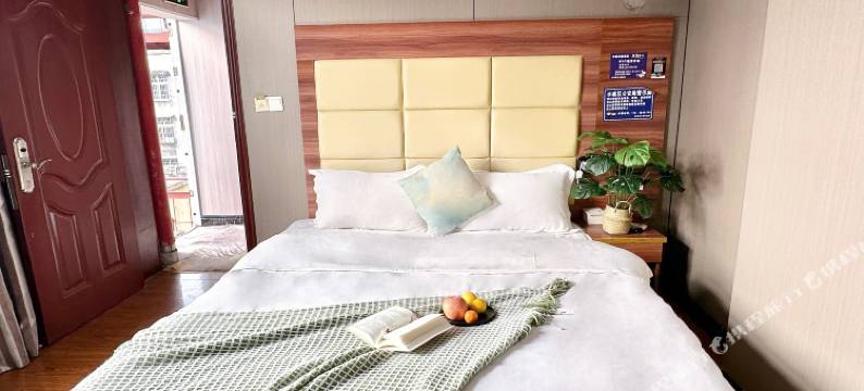 六盘水水城精品酒店(双水小广场店)图片