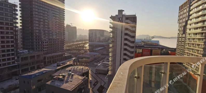 麦飞精品公寓(青岛博览城店)图片