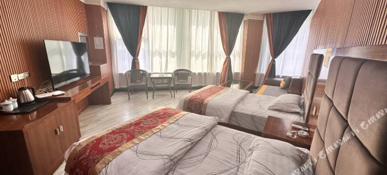 阿拉善左旗中华路鑫城宾馆图片