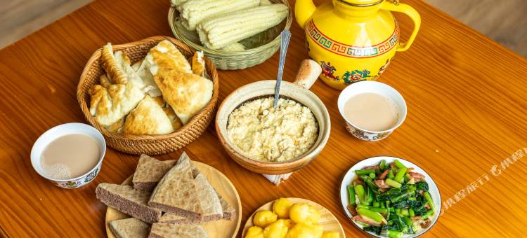 麦朵·半舍民宿(独克宗古城店)图片