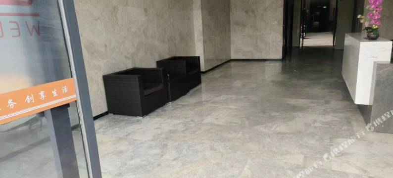 斯宇·轻奢LOFT公寓(力高雍湖国际店)图片