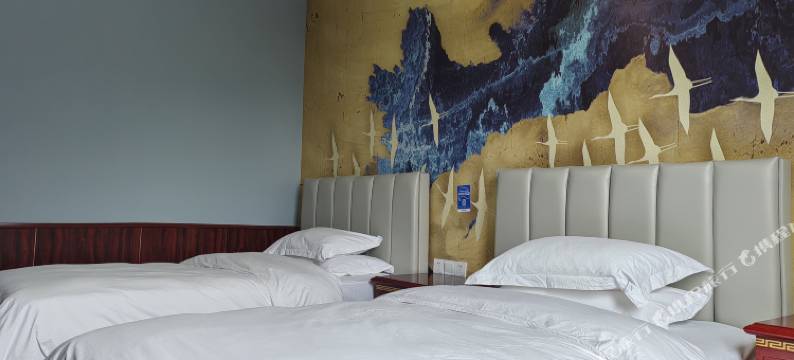 茂县茂盛假日酒店图片