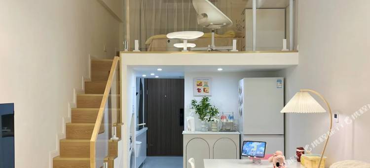 优嘉·轻奢影音Loft公寓(南昌聚仁国际店)图片