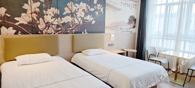 白玉兰酒店(无锡滨湖万达河埒口地铁站店)图片