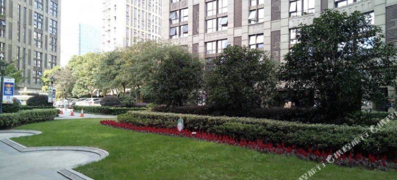 自由行青年民宿(上海火车站店)图片