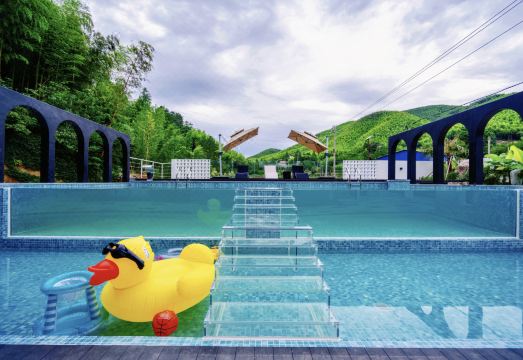 莫干山卿墨民宿外景图