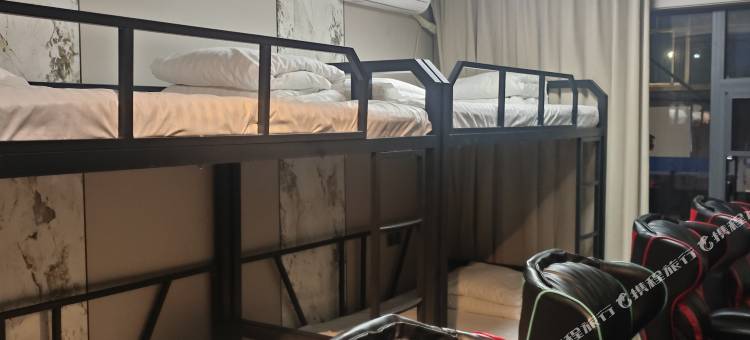 酷玩CP电竞主题酒店图片