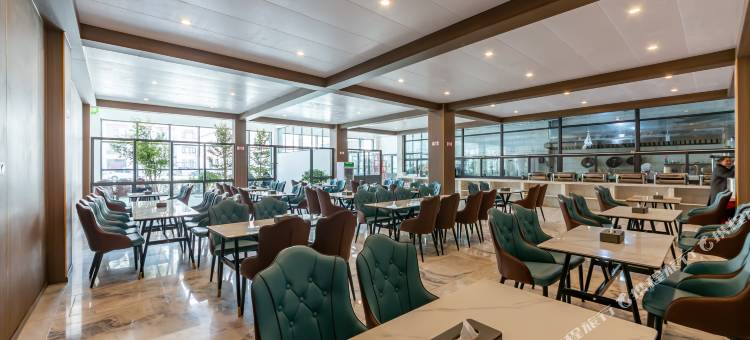 仲巴格萨尔酒店图片