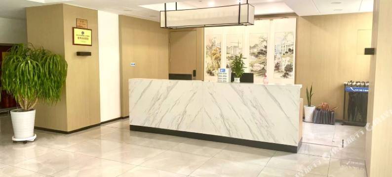 阳光学苑酒店图片