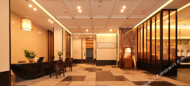 STADSBESÖK龙珠酒店(宜宾冠英古街合江门广场店)图片