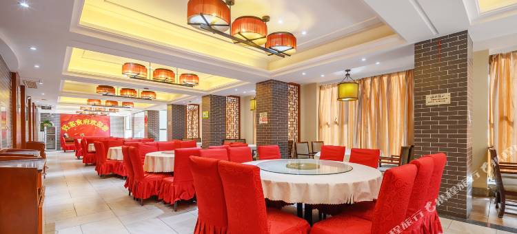 蓝天商务酒店(襄阳火车站店)图片