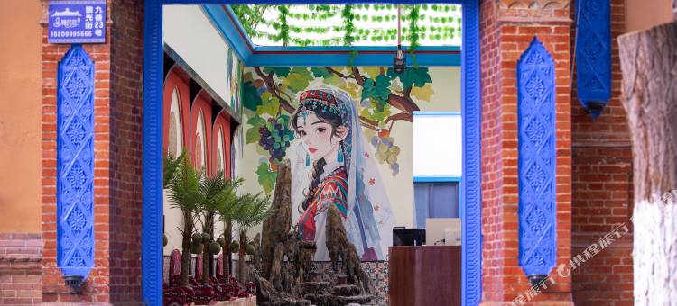 星雅|XINGYA WESTERN 丝路轻奢美宿(伊宁六星街景区店)图片