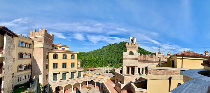 CONTI TOSCANA CASTLE RESORT & SPA Hotel Overview