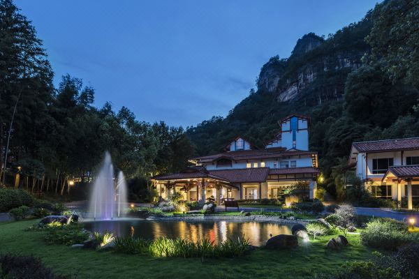 武夷山庄预订价格,联系电话位置地址【携程酒店】