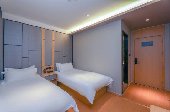 第五季精选酒店(北京西站广安门中医院店)