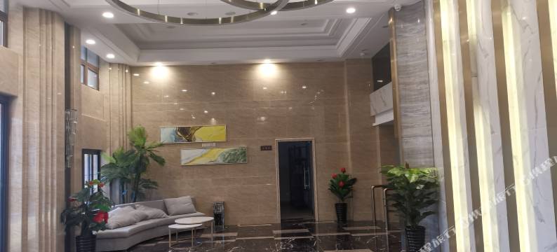 文成密林公寓(嘉南美地店)图片