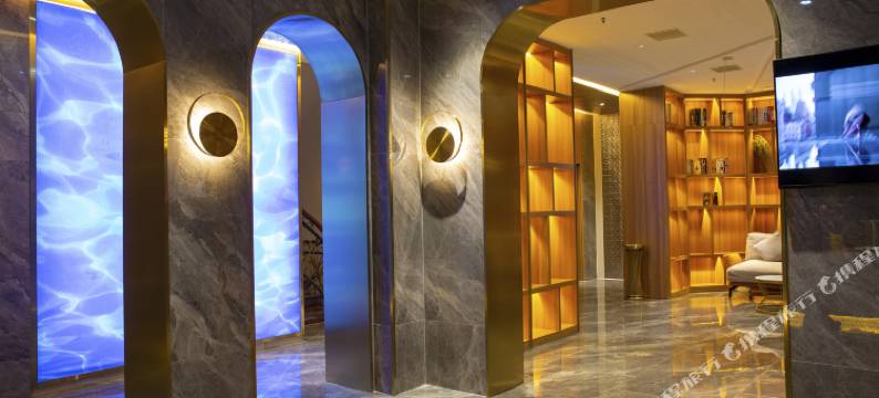 灰鲸智能酒店(临汾平阳广场店)图片