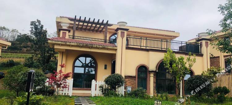 六盘水大河堡温泉酒店图片