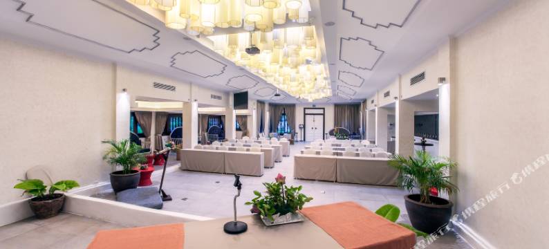 斯里维莱素可泰(Sriwilai Sukhothai)图片