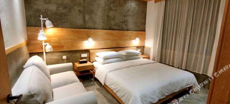 邛海蓝莲花海景民宿(海滨中路分店)图片