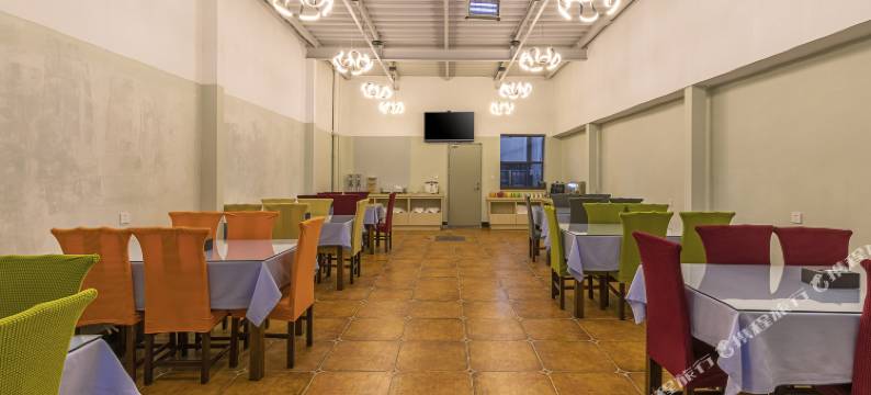 昆明肆伍陆酒店(920医院大观篆新市场店)图片