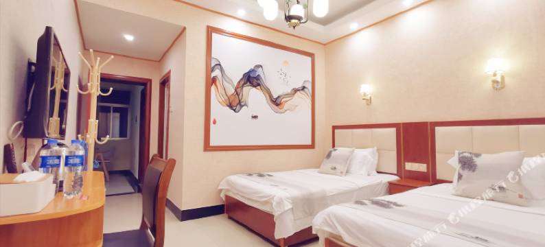 韶山毛新辉酒店(故居铜像广场店)图片