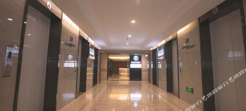 熊猫宸宸电竞酒店(昆明瑞鼎城店)图片